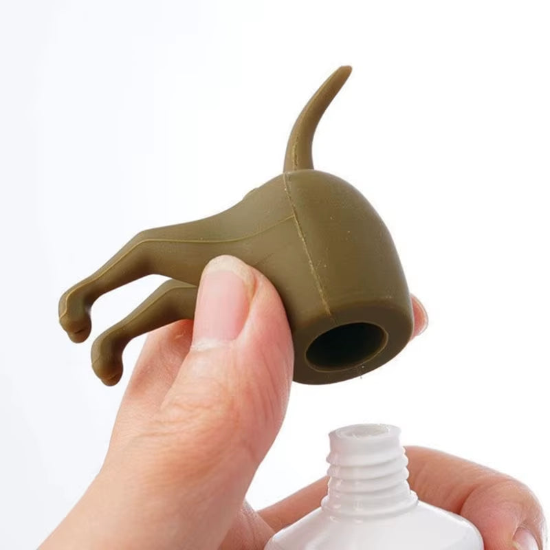 Toothpaste Pooping Dog Butt Topper Pooping Toothpaste Cap Vomit Topper Dispenser Cap Animal Funny Gadgets Gift for Friends